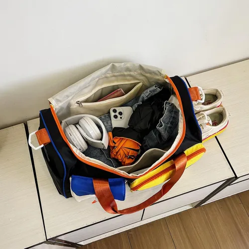 Vista 119 de Pequeña bolsa de gimnasio para mujer, bolsa de viaje con compartimento para zapatos