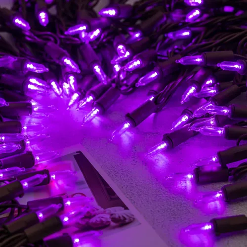 Vista 2 de YULETIME Juego de 200 luces LED de Navidad moradas, 66 pies, cable marrón, certificado UL, grado comercial, juego de luces navideñas Púrpura