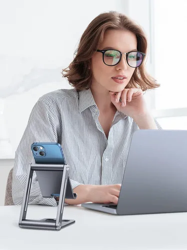 Vista 2 de UGREEN Soporte de Teléfono para Escritorio Porta Celular Ajustable Compatible con iPhone 17 Air/16/15/14/13 Pro Max/12 Mini/11/XS Max/XR/X/Nintendo