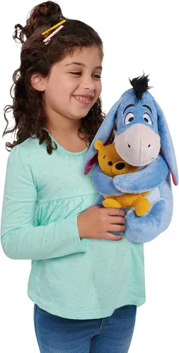 Vista 2 de Disney Classics Lil Friends Eeyore y Winnie the Pooh Peluche de peluche para niños, juguetes para niños de 2 años en adelante de Just Play