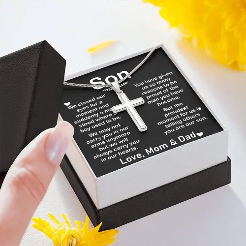 Vista 4 de Regalos de joyería significativos regalo personalizado para el primer día del padre para hijo collar de cruz regalo de cumpleaños para hijo colgante