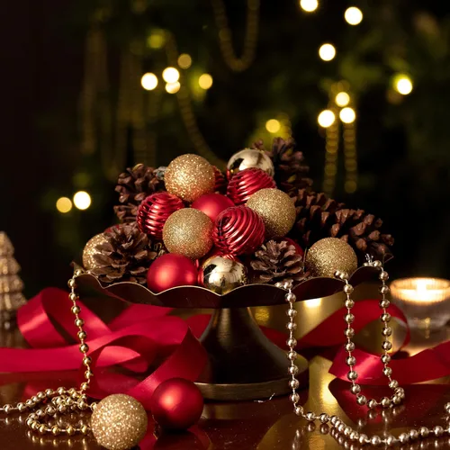 Vista 4 de Valery Madelyn Small Christmas Tree Decorations Ball Ornaments 24ct 1.57" Oro rojo