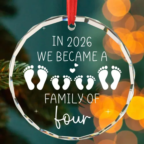 Vista 6 de Regalos para bebés recién nacidos para parejas en 2026 We Became a Family of Four Baby's First Christmas Ornament First Time Parents Mom Dad Gifts