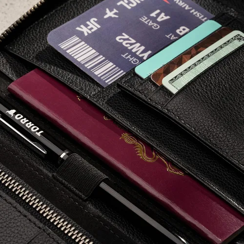 Vista 6 de TORRO Cartera de viaje - Organizador de viaje de cuero genuino con soporte para pasaporte y tarjetero desmontable, Negro, talla única , Contemporáneo