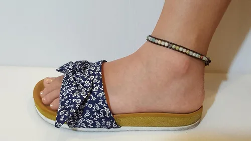 Vista 3 de Infinityee888 - Tobillera con cuentas de amazonita de 10 pulgadas, tejida con cordón de cuero, hecha a mano, estilo hippie, bohemio, unisex, idea