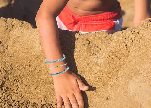 Vista 4 de Brazaletes impermeables de cuerda, para verano, con ola, brazalete para amistad, hecho a mano, para niña