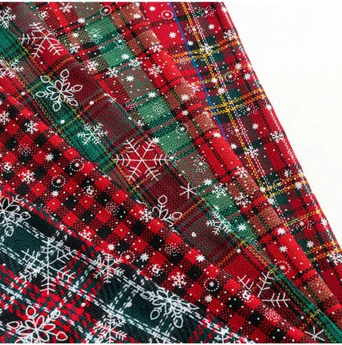 Vista 7 de MOJUN Paquete de 2 fundas de almohada decorativas de Navidad, fundas de almohada de copo de nieve a cuadros de Navidad, decoración de vacaciones