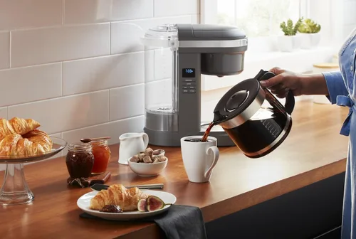 Vista 4 de KitchenAid Cafetera de goteo de 12 tazas con cabezal de ducha en espiral - KCM1208