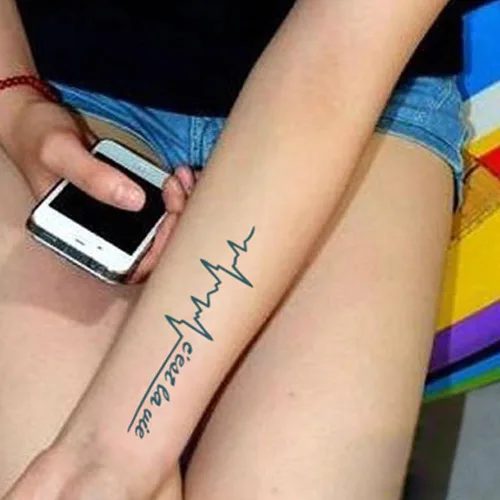 Vista 3 de 2 hojas de inspiración Cuota C'Est La Vie Heartbeat Tatuajes X-005