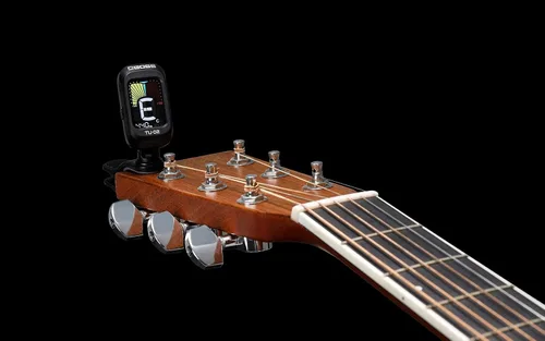 Vista 4 de BOSS TU-02 Afinador cromático de clip para guitarra, bajo y ukelele Afinador fiable y preciso alimentado por batería con pantalla de color de alto