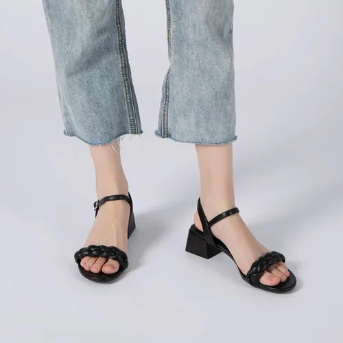 Vista 5 de Athlefit Sandalias trenzadas de tacón bajo para mujer, puntera abierta, correa en el tobillo, tacón grueso, zapatos de tacón grueso para vestir