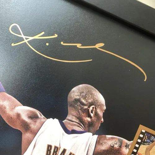 Vista 5 de sufenvera Collage de foto firmado de película de Kobe Bryant, póster enmarcado de recuerdos de Kobe, regalos para fanáticos del baloncesto