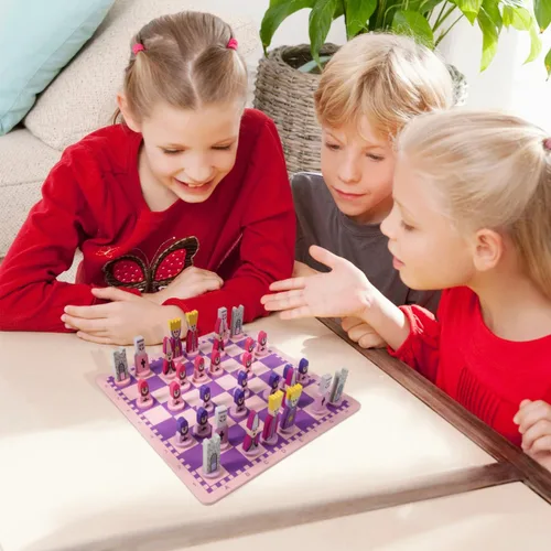 Vista 6 de TOYANDONA Juego de ajedrez de viaje 3 en 1, juguetes educativos de ajedrez con tablero para niños y adultos, juego de mini piezas de madera