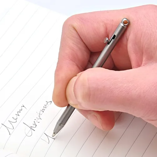 Vista 6 de Mini Titanium Creative Signature Pen Bolt Action Pen Cool Llavero Accesorios Gadgets útiles Herramienta al aire libre (gris)