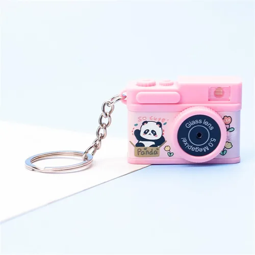Vista 6 de Vlmazlm Llavero de luz LED con forma de cámara de dibujos animados de anime, llavero Kawaii para niños, bolsa colgante, regalo de joyería