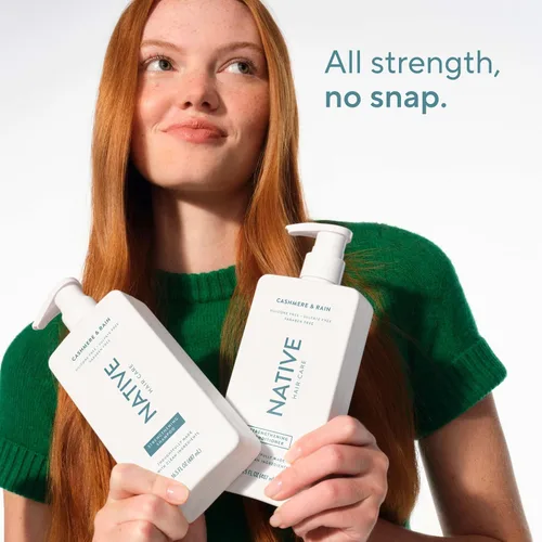 Vista 5 de Native Champú y acondicionador 2 en 1 Stengthening Cashmere & Rain 16.5 fl oz.