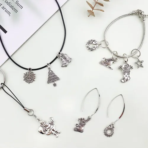 Vista 4 de JIALEEY Dijes de Navidad, Lotes al por mayor a granel Dijes de Navidad mezclados con colgantes de plata tibetana y metal para hacer joyas