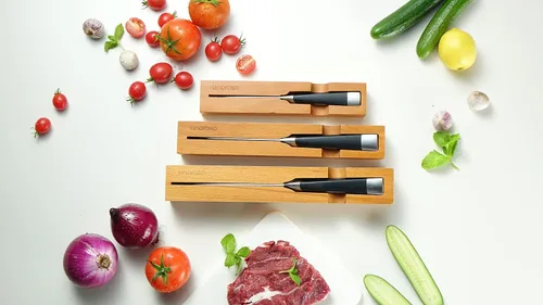 Vista 4 de linoroso Cuchillo de chef de cocina ultra afilado, cuchillo de cocina alemán de alto carbono forjado de precisión de 7 pulgadas, cuchillo de corte