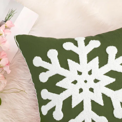 Vista 2 de MIULEE Paquete de 2 fundas de almohada decorativas de Navidad con diseño de copo de nieve, fundas de almohada de lona con bordado de invierno
