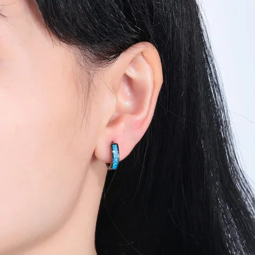 Vista 38 de CiNily Aretes Huggie de ópalo con bisagras, chapados en oro, hipoalergénicos, pequeños aretes de aro para mujeres, adolescentes, niñas, hombres