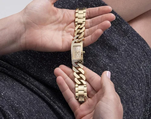 Vista 8 de Guess 19mm Crystal Bracelet Watch