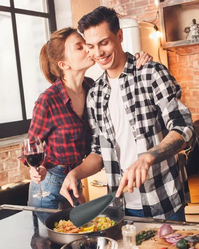 Vista 6 de Cuchara de cocina para utensilios de cocina antiadherentes, ideal para cocinar y servir silicona mate resistente sin BPA, cuchara con mango