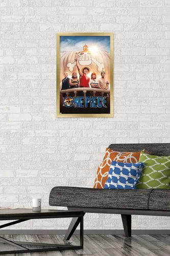 Vista 2 de Trends International Netflix One Piece - Póster de pared de una hoja, 14.72 x 22.37 pulgadas, versión enmarcada dorada Versión con marco dorado