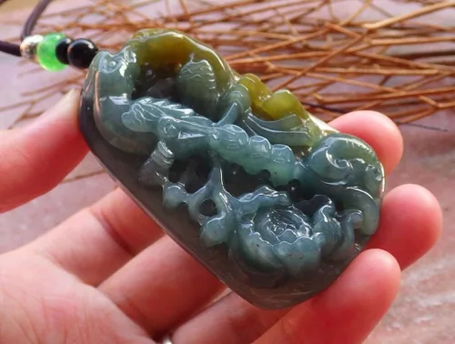 Vista 2 de Certificado amarillo helado verde 100% natural A Jade colgante de jadeíta Mandarin Duck Phoenix Lotus Flower Ruyi Money Coin Necklace 549654 GS