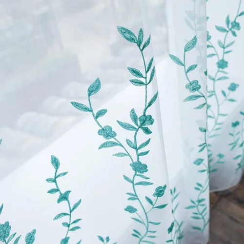 Vista 5 de Cortinas de lino bordadas marca Melodieux