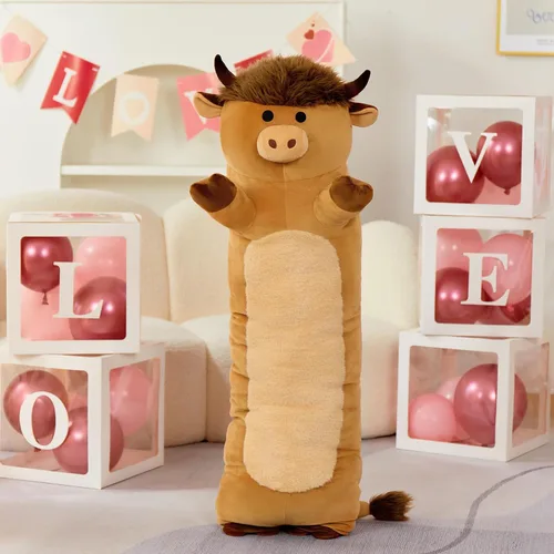 Vista 4 de Tezituor Lindo animal de peluche de vaca de las tierras altas de 43 pulgadas, almohada de felpa de vaca larga suave para niños y adultos, juguete