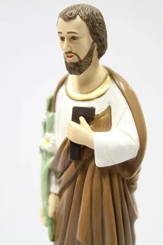 Vista 5 de Vittoria Collection Figura de escultura italiana de San José del Trabajador de 16 pulgadas, fabricada en Italia para interiores y exteriores