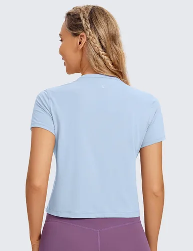 Vista 2 de CRZ YOGA Camiseta corta de algodón Pima de manga corta para mujer, cuello alto, para entrenamiento, yoga, atlética, casual, camiseta