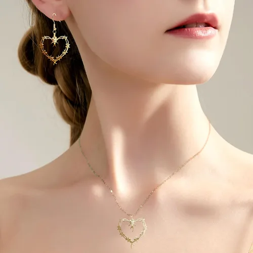 Vista 6 de Karol Merch - Collar de corazón de Bichota de 3 piezas y aretes de corazón de Karol, accesorios de corazón gótico KG para mujeres, collar de Bichota