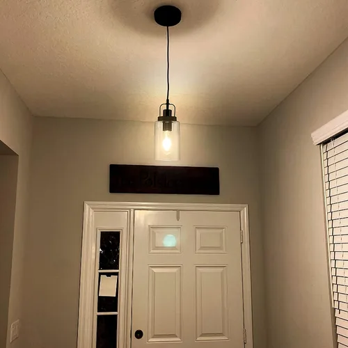 Vista 10 de Lámpara colgante de granja, luces colgantes rústicas negras para isla de cocina, iluminación de techo colgante industrial sobre mesa con pantalla