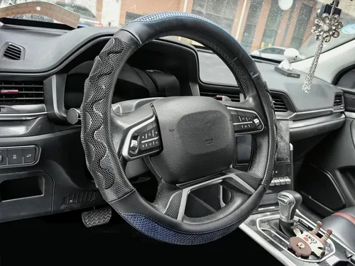 Vista 4 de Cubierta de Volante XHRING para Ford F150 F250 Raptor F250 Super Duty F350 Expedition Accesorios F150 XL XLT Lariat King Ranch Platinum Limited