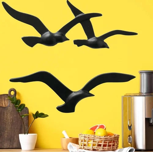 Vista 2 de WHW Whole House Worlds Americana Flying Birds Decoración de pared de metal, negro Hecho a mano, fundición de aluminio, acabado mate, bajorrelieve