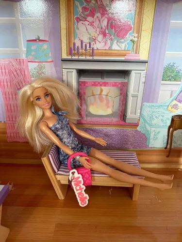 Vista 3 de Llavero personalizado impreso en 3D de muñeca de moda