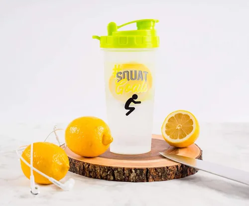 Vista 4 de Toynk #SquatGoals - Botella agitadora de plástico Mezclador de bebidas sin BPA de 20 onzas para batidos de proteínas y batidos Botella