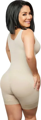 Vista 3 de Carolina Sandoval - fajas colombianas reductoras - cuerpo entero, media pierna, faja con sujetador. 100% faja colombiana