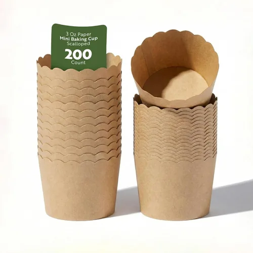 Vista 45 de Restaurantware Paquete de 200 moldes de papel para cupcakes de 3.38 onzas, resistentes a la grasa, festoneados para horno, elegantes tazas