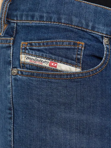 Vista 3 de Diesel D-Luster 009DG Jeans Slim Jeans