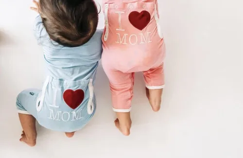 Vista 5 de KicKee Pants Overol con cremallera "I Love Dad" con apliques para bebé, solapa trasera de una pieza