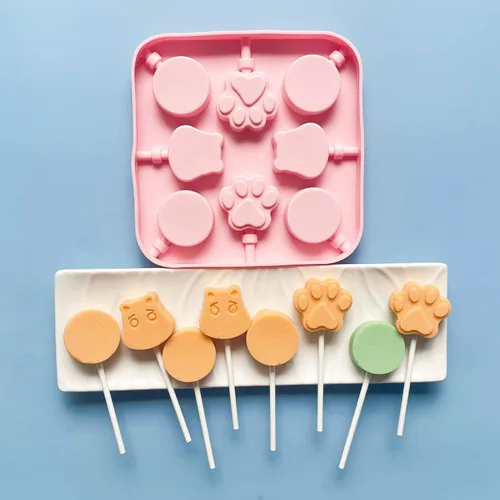 Vista 2 de Juego de moldes de silicona para piruletas con diseño de pata de gato y molde de chocolate hipopótamo con 50 palitos de chupón, bolsas de dulces