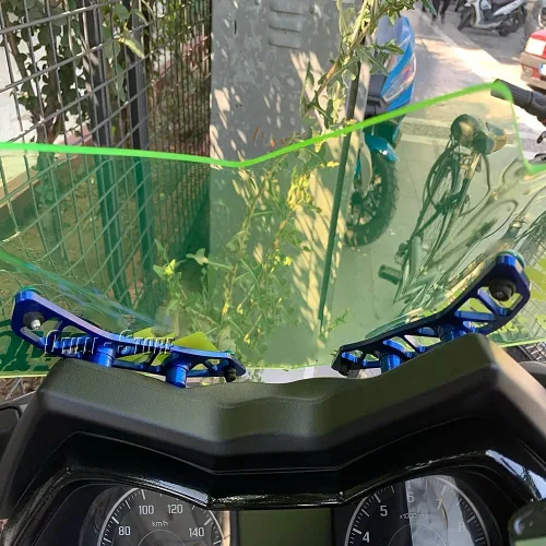 Vista 4 de Accesorios de motocicleta para Yamaha X-MAX 300 (2017-2022) Parabrisas delantero de motocicleta, accesorios de aluminio, hoja decorativa, protector