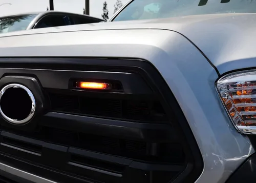 Vista 4 de iJDMTOY Kit de luces LED ámbar de lente ahumada compatible con Toyota Tacoma 2012 en adelante, juego central de 2 lámparas de marcador con cableado