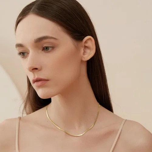 Vista 3 de Collar de serpiente en espiga para mujer, joyería de regalo versátil para mujer, chapado en oro de 14 quilates