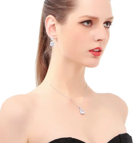 Vista 9 de Conjunto de joyería para boda, aretes de lagrima y collar con dije de circonio cúbico