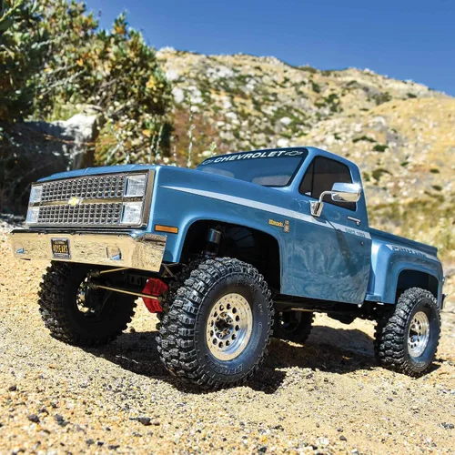 Vista 6 de Axial Camión RC 1/10 SCX10 III Pro-Line 1982 Chevy K10 4WD Rock Crawler cepillado RTR (batería y cargador no incluidos), AXI03029, azul