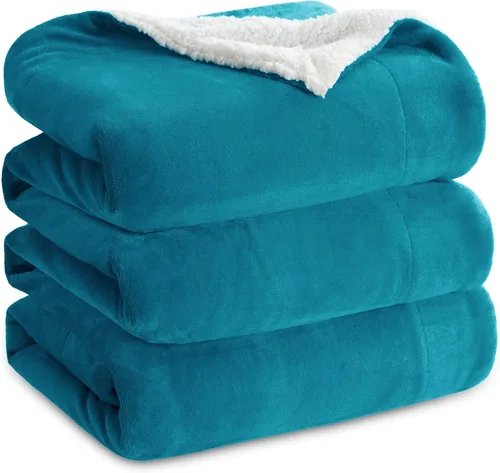 Vista 42 de Bedsure GentleSoft - Manta de forro polar Sherpa para sofá, manta de Navidad gruesa y cálida para invierno, manta de felpa suave y esponjosa como