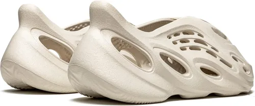 Vista 3 de adidas Sandalias Casual de Slip On para Hombre Yeezy Foam Rnr